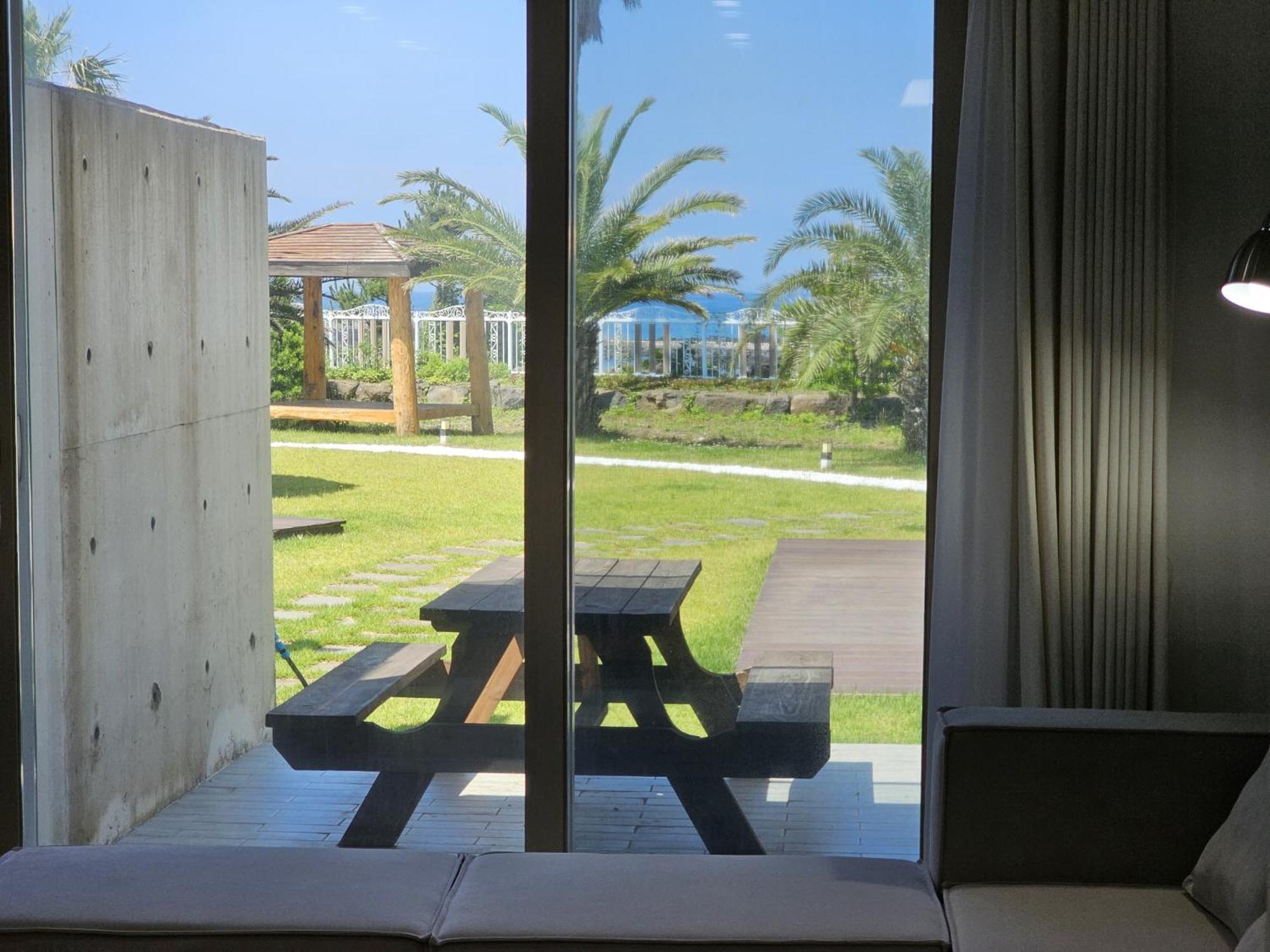 Jeju Badayeon Villa Согвипхо Экстерьер фото