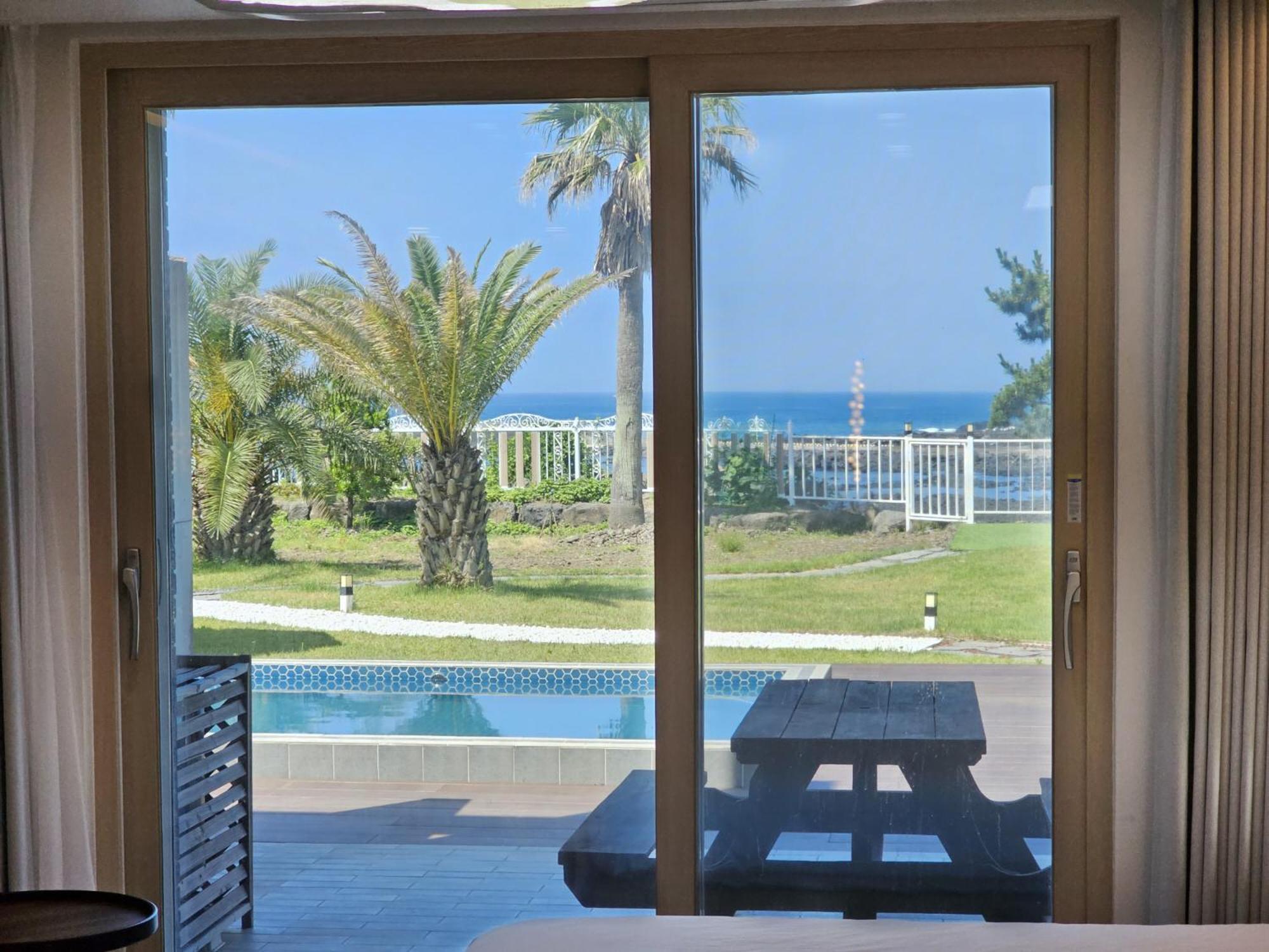 Jeju Badayeon Villa Согвипхо Экстерьер фото